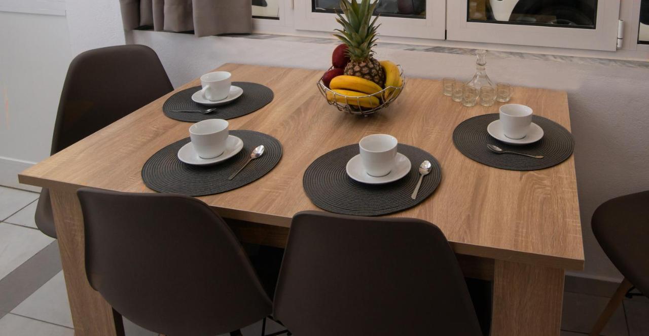 Salty Alley Seaside Apartment Rethymno  Ngoại thất bức ảnh